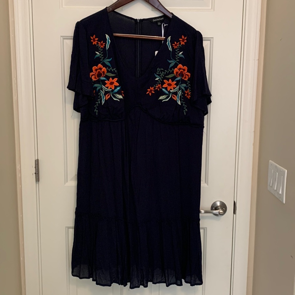 Davi & Dani Embroidered Dress